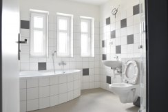 Stavební úpravy BD, na Slovanech - koupelna