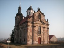Valeč - kostel Nejsvětější Trojice - původní stav